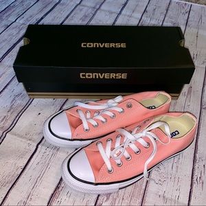 Converse Bubblegum Pink Sneakers Size 7 NWT